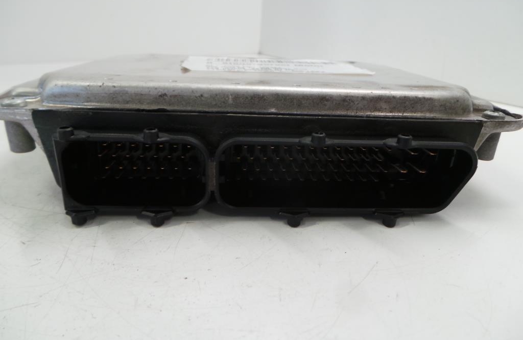 VW Golf 4 Variant Bj.05 Motorsteuerger&auml;t 0369060326 Bosch 0261207190